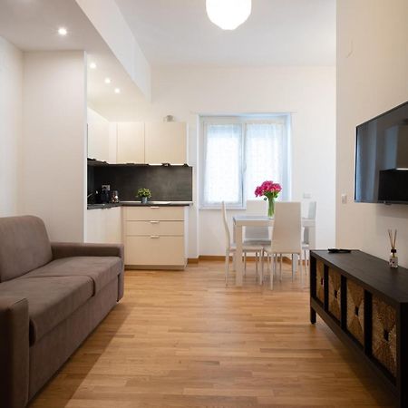 Apartament Residenza Lualdi Rzym Zewnętrze zdjęcie